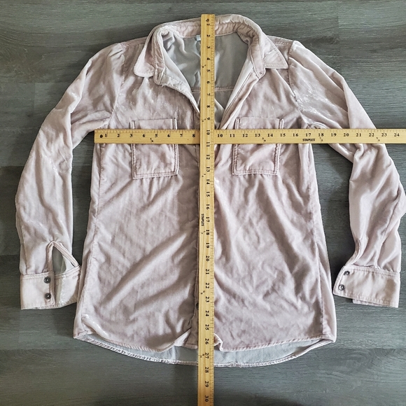 Splendid Pink Velvet Suede Button Up Shirt Women's Small - Picture 4 of 4